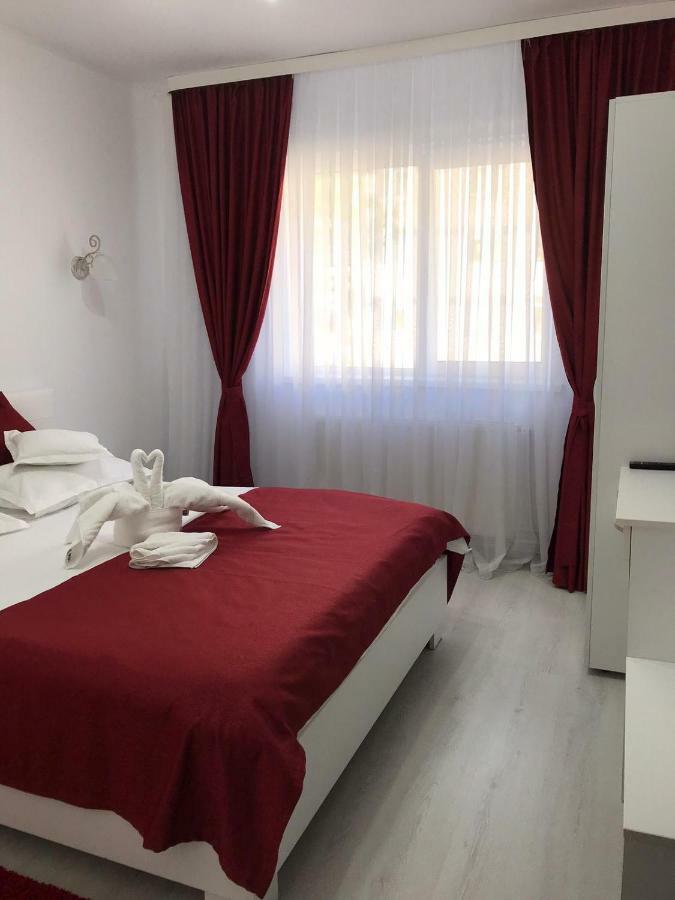 Apartament Mont Blanc Синая Екстериор снимка